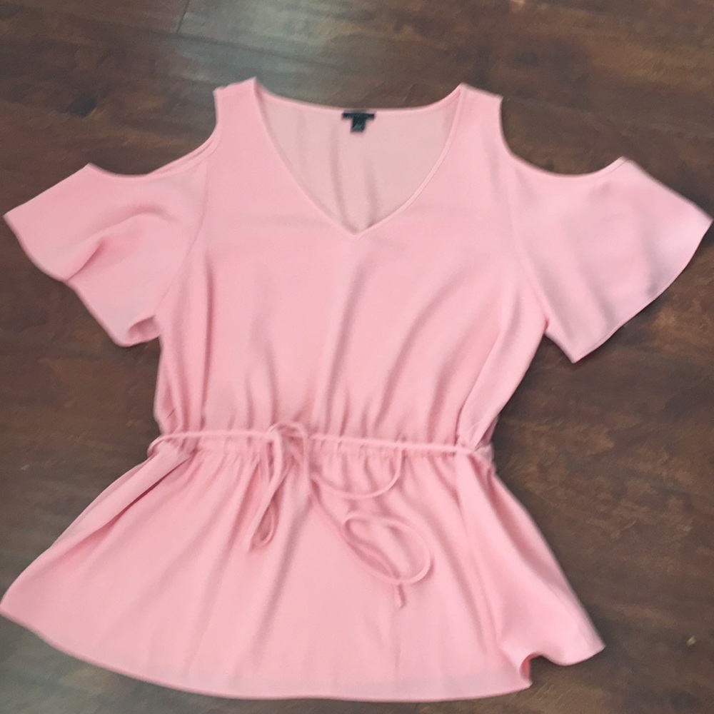 Cold shoulder top